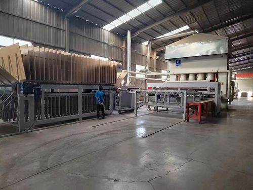 世林正弘板材 以设计创新引领品牌未来，兼谈家政服务新视角