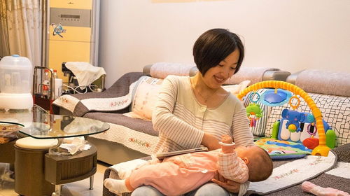 坐月子时花一万块请月嫂 必要投资还是多余开销？